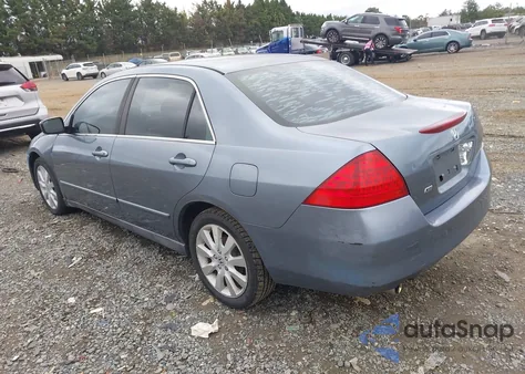 2007 Honda Accord 3.0 Se from USA, damaged, VIN 1HGCM664X7A066124